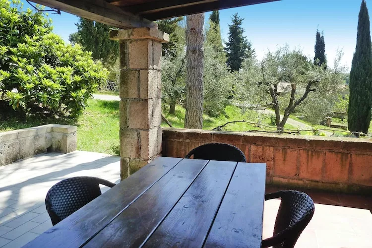 Holiday resort Centro Vacanze il Borgo Guardistallo - 2 letti soggiorno/ teilweise ueber 2 Etagen - Terras