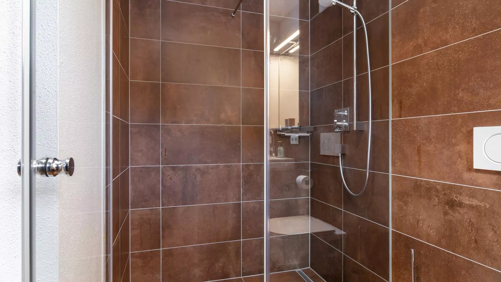 Tauernlodge Eben D4-Badkamer