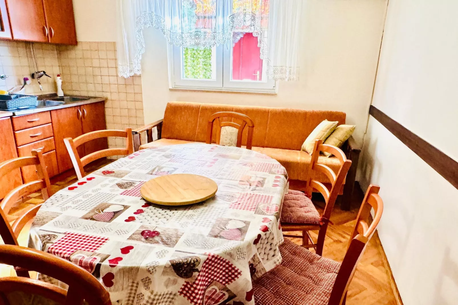 Dalmatian House-Eetkamer