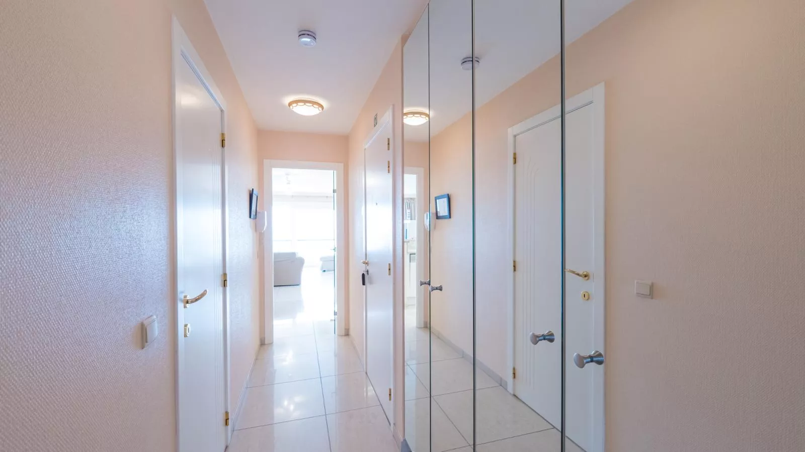 Marianne I - 0501 + box 16 (Ile de France)-Binnen