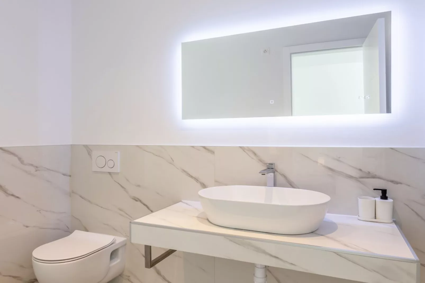 Villa Bonce - Five Bedroom Villa with Private Swimming Pool - Badkamer