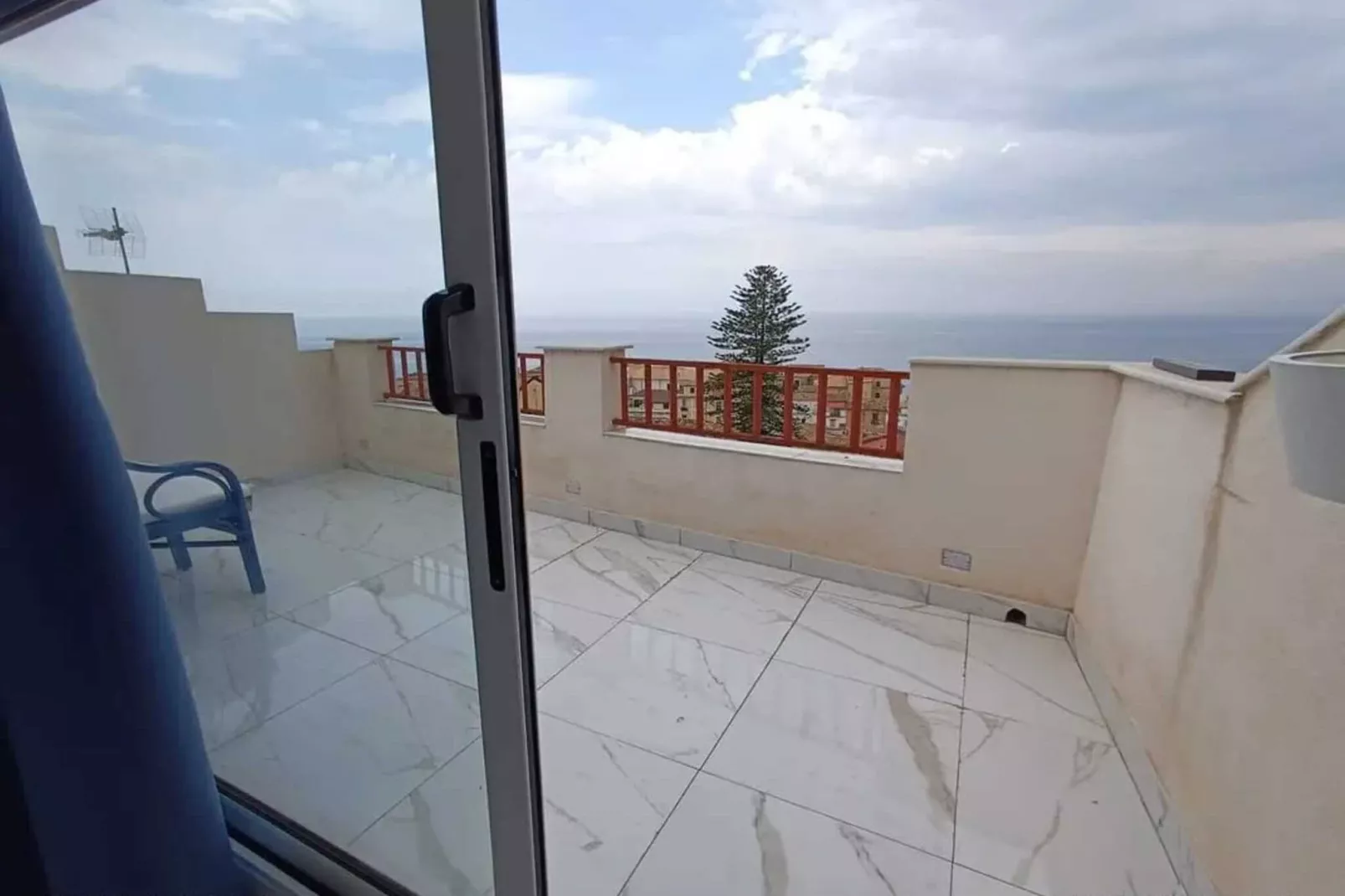 Lo Studiolo Apartment-Terrasbalkon