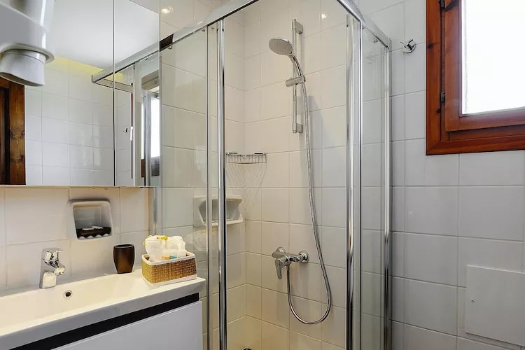 Holiday homes Trikorfo Beach, Gerakini-Panorama Junior, pax 2-4 - Badkamer