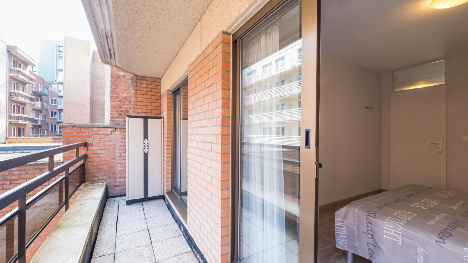 Atlantis I - 0104 + box 14-Terrasbalkon