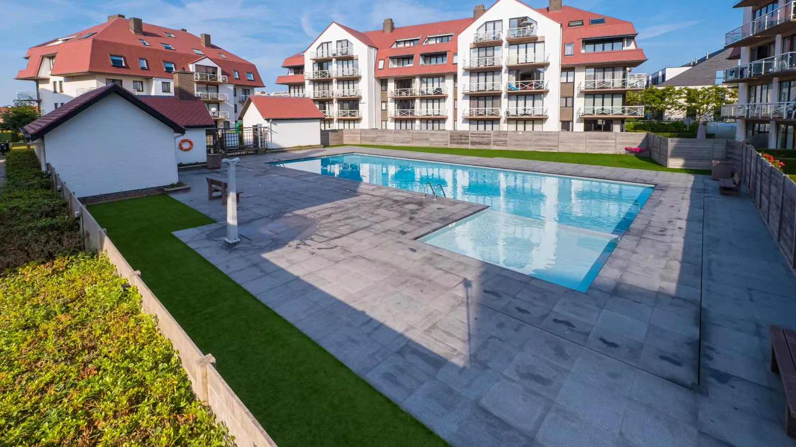 Green Garden blok 10 - 0002 + park. 46-Zwembad