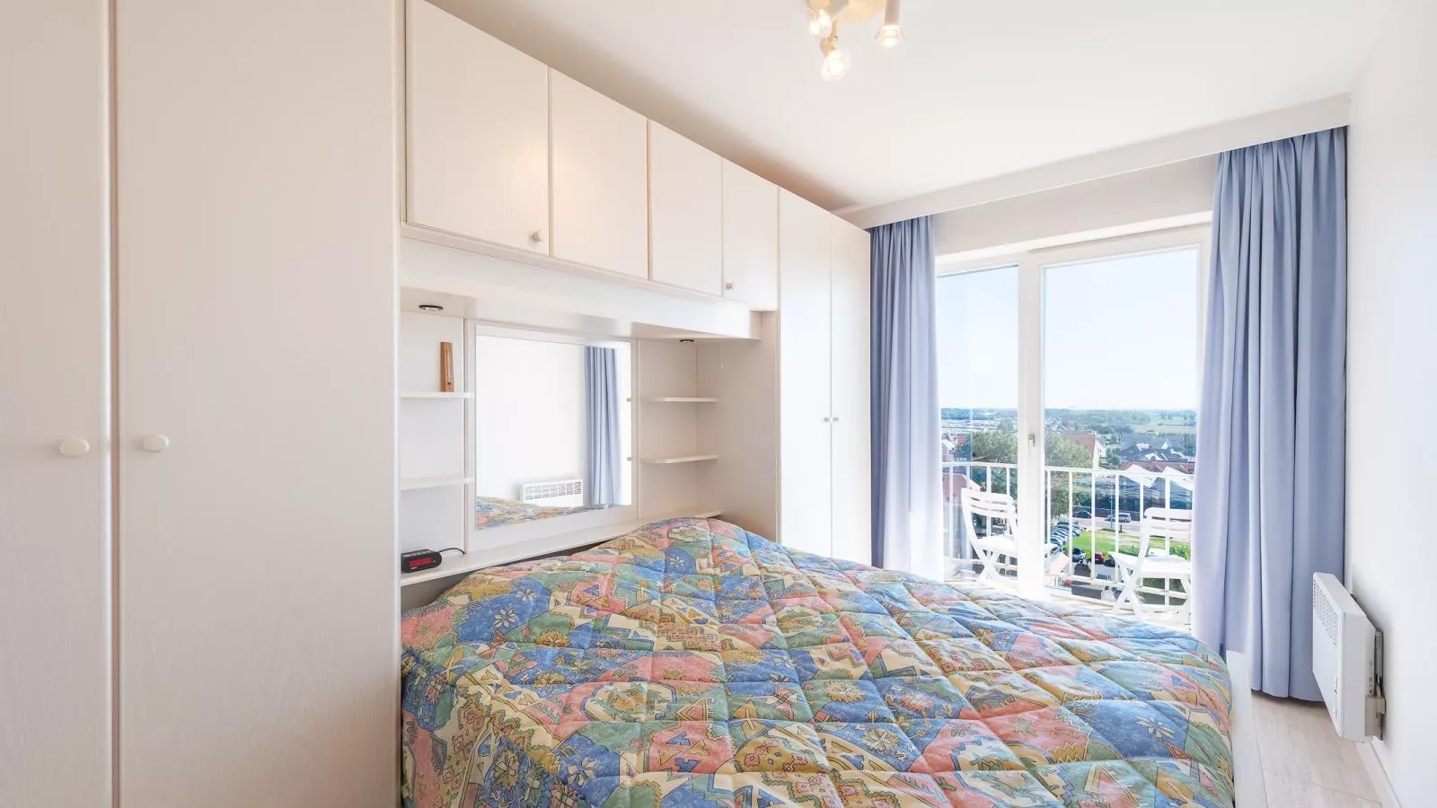 Mistral - 0801 + box 22 (Sunfield)-Slaapkamer