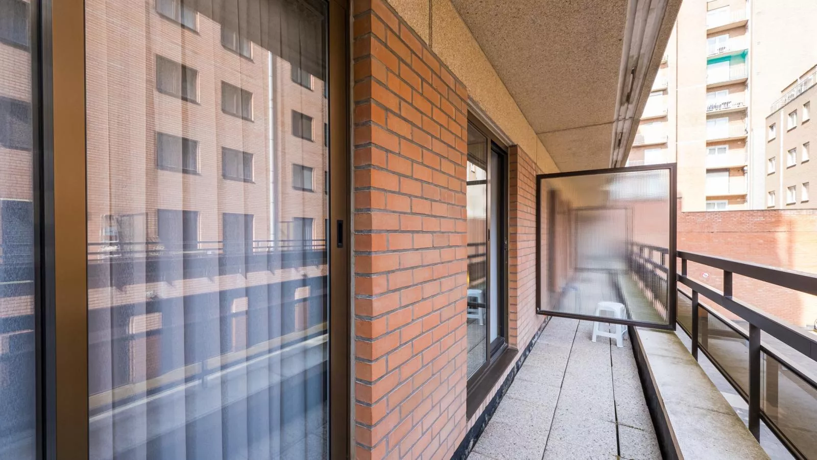 Atlantis I - 0104 + box 14-Terrasbalkon