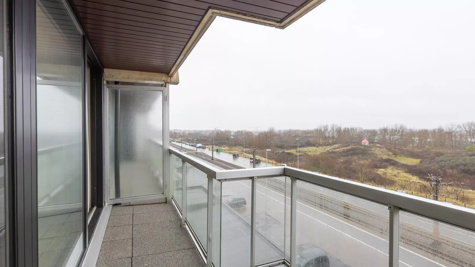 Brisbane II - 0403 + box 59 (Zeegalm)-Terrasbalkon