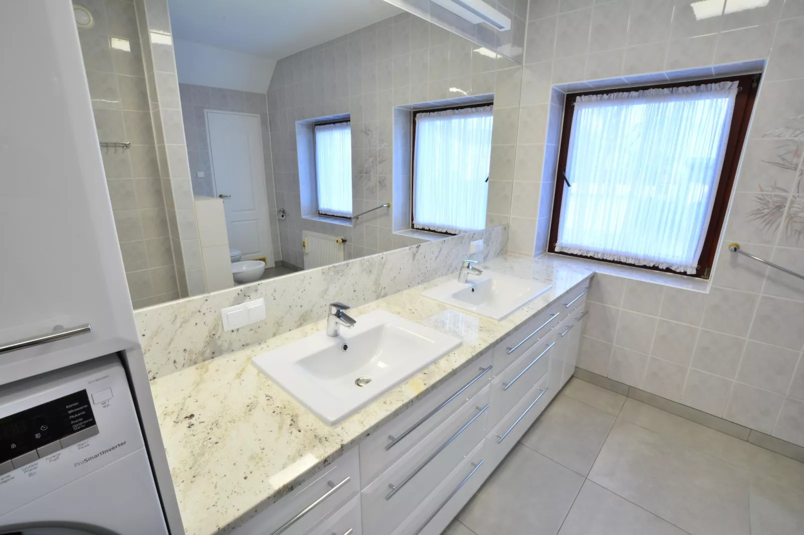 Dom z sauną 150 m2 Ustronie Morskie-Badkamer