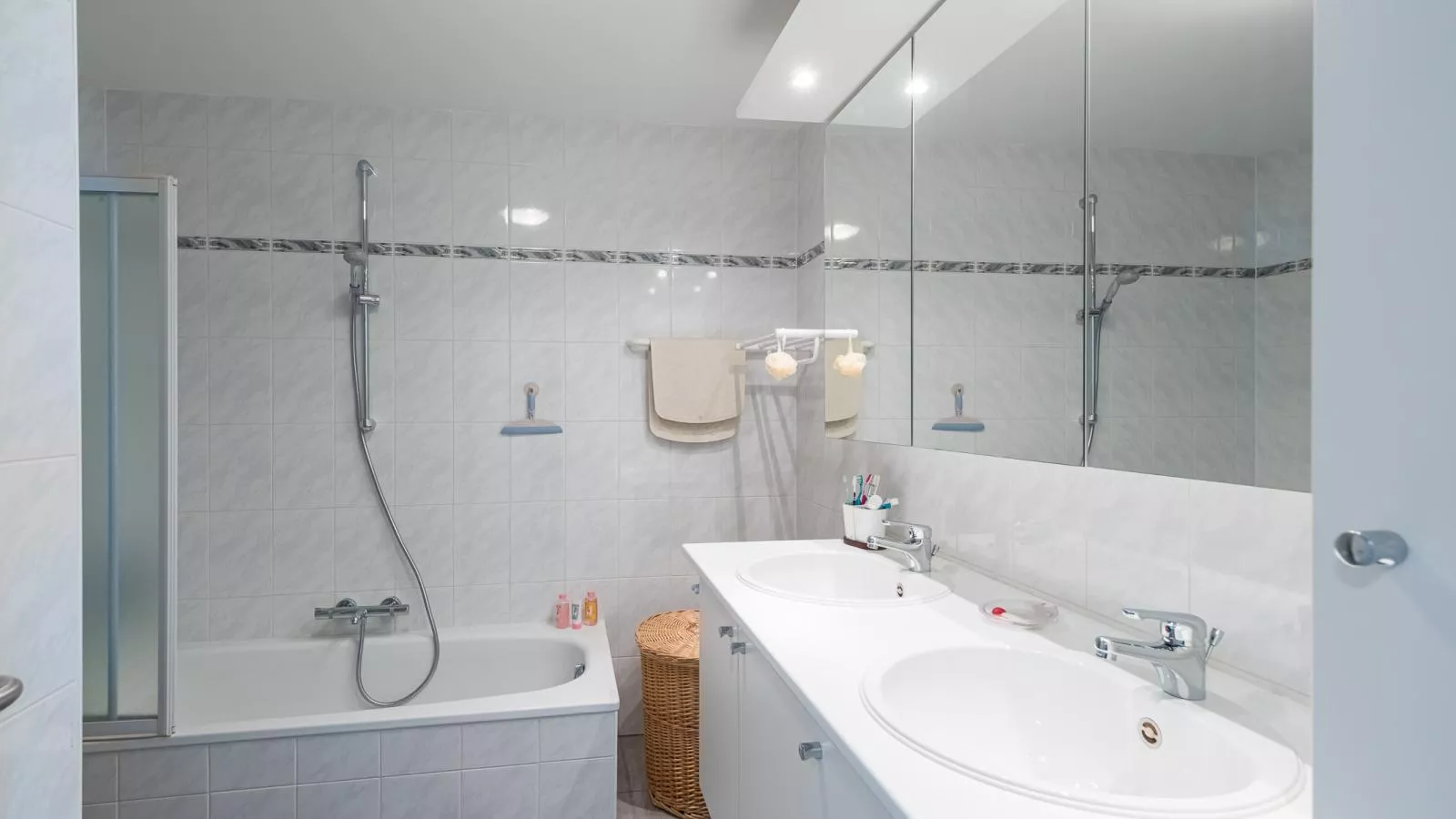 Viking - 0608 + box 4-Badkamer