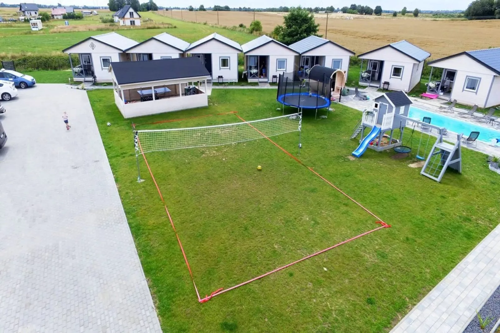 	Domki wakacyjne z basenem Gąski-Gebieden zomer 1km