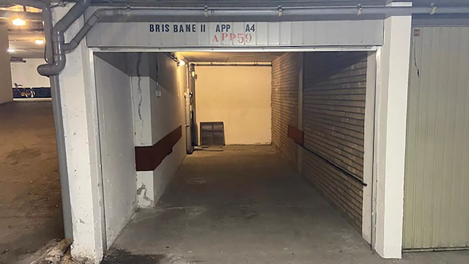 Brisbane II - 0403 + box 59 (Zeegalm)-Buitenlucht