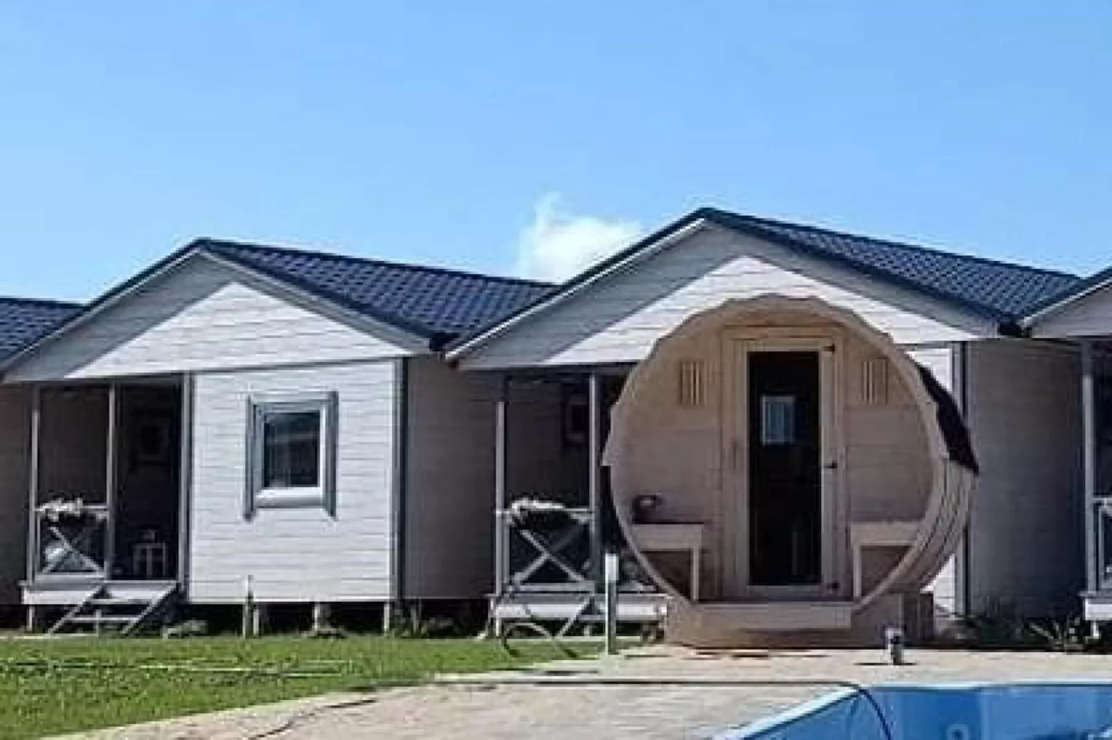 	Domki wakacyjne z basenem Gąski-Buitenkant zomer