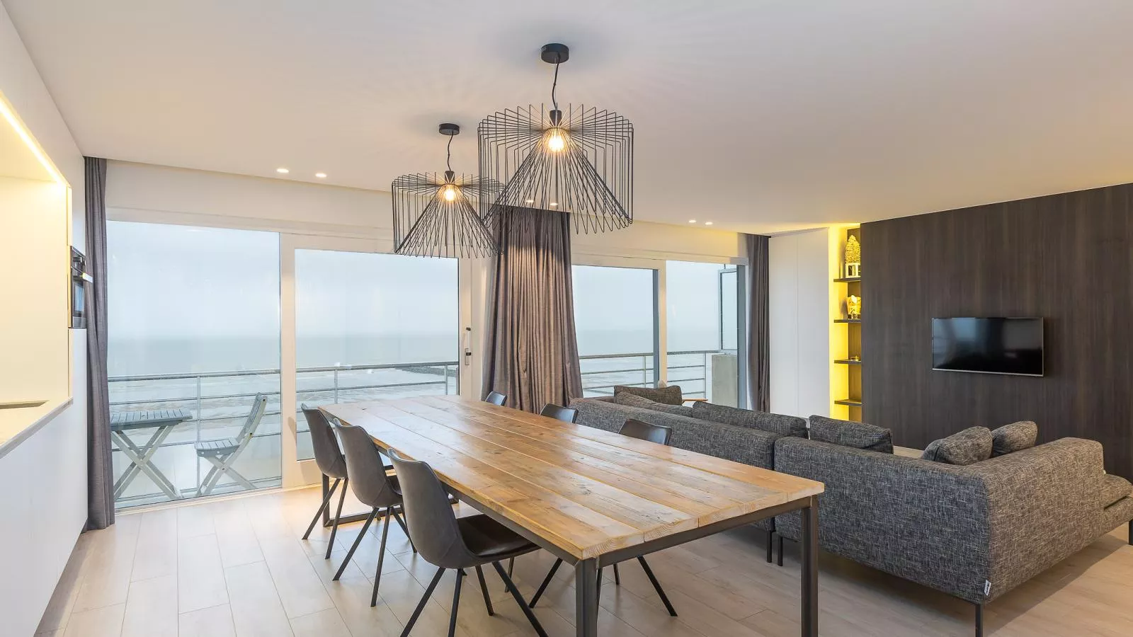 Manager  - 0509 + box 39 (Green Garden)