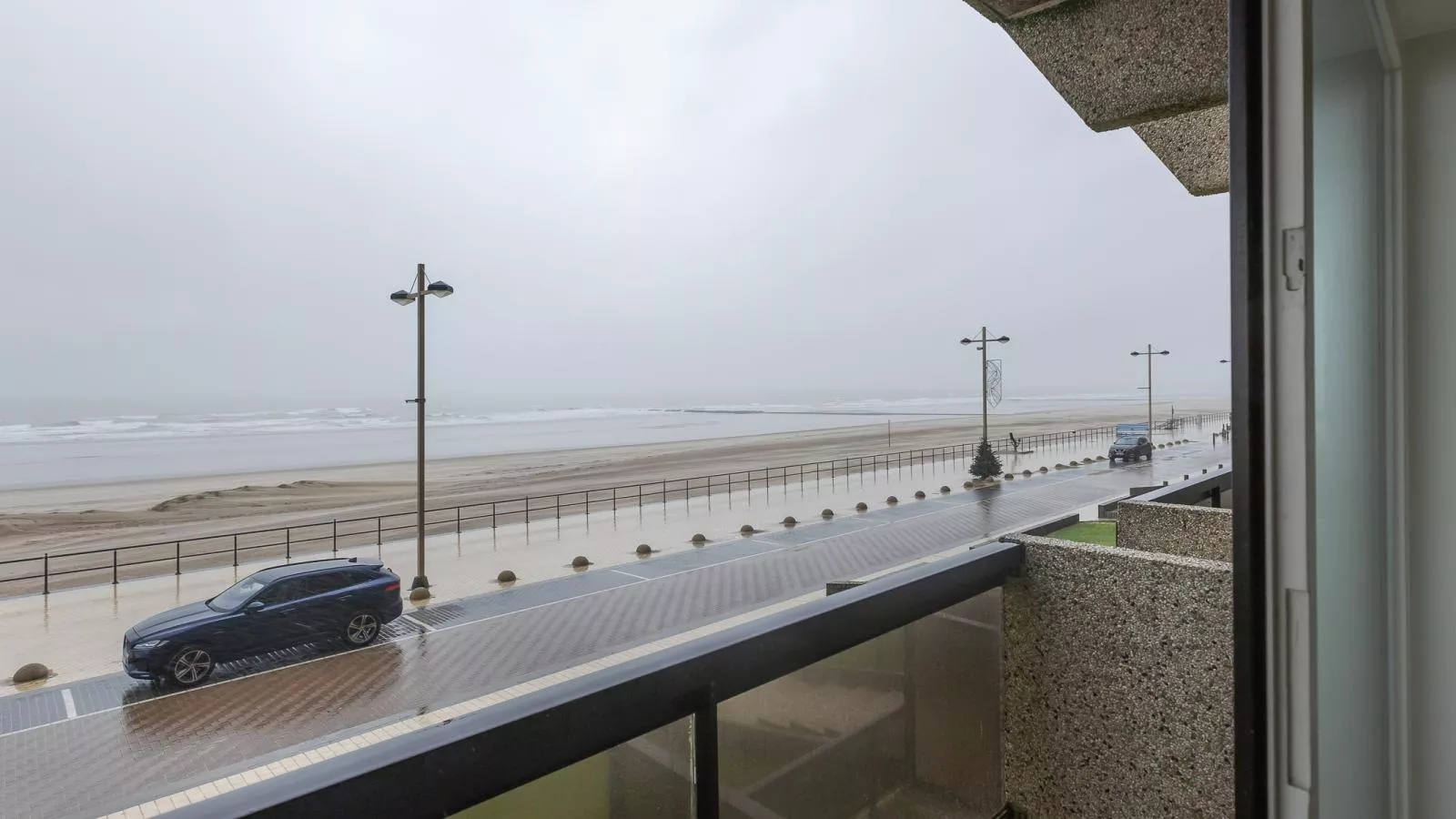 Espace II - 0102 + box 2 (Magnum)