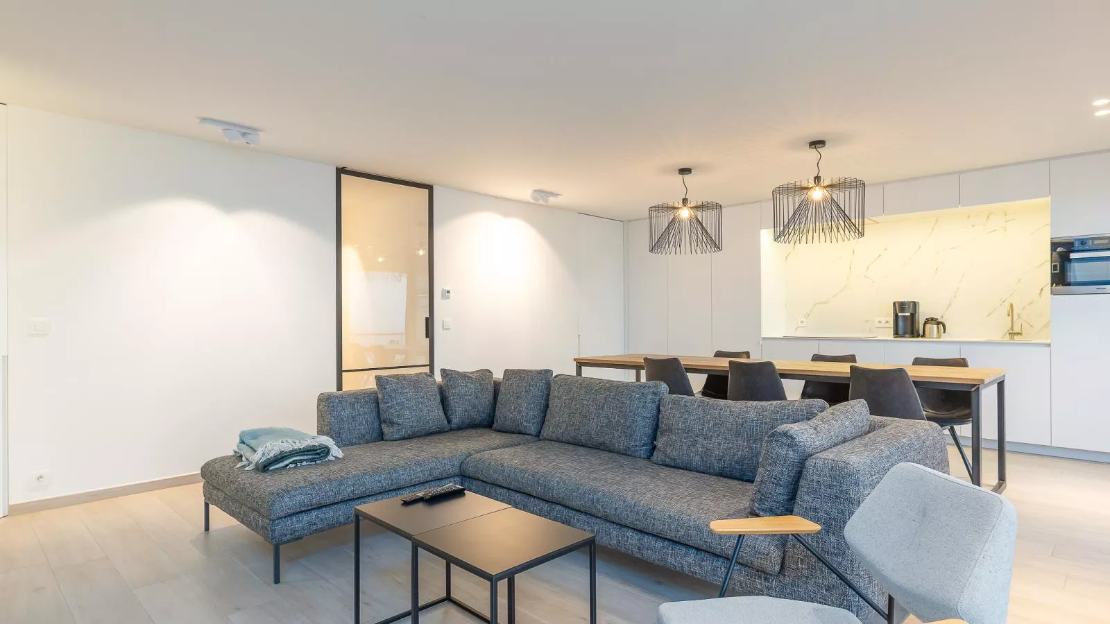 Manager  - 0509 + box 39 (Green Garden)