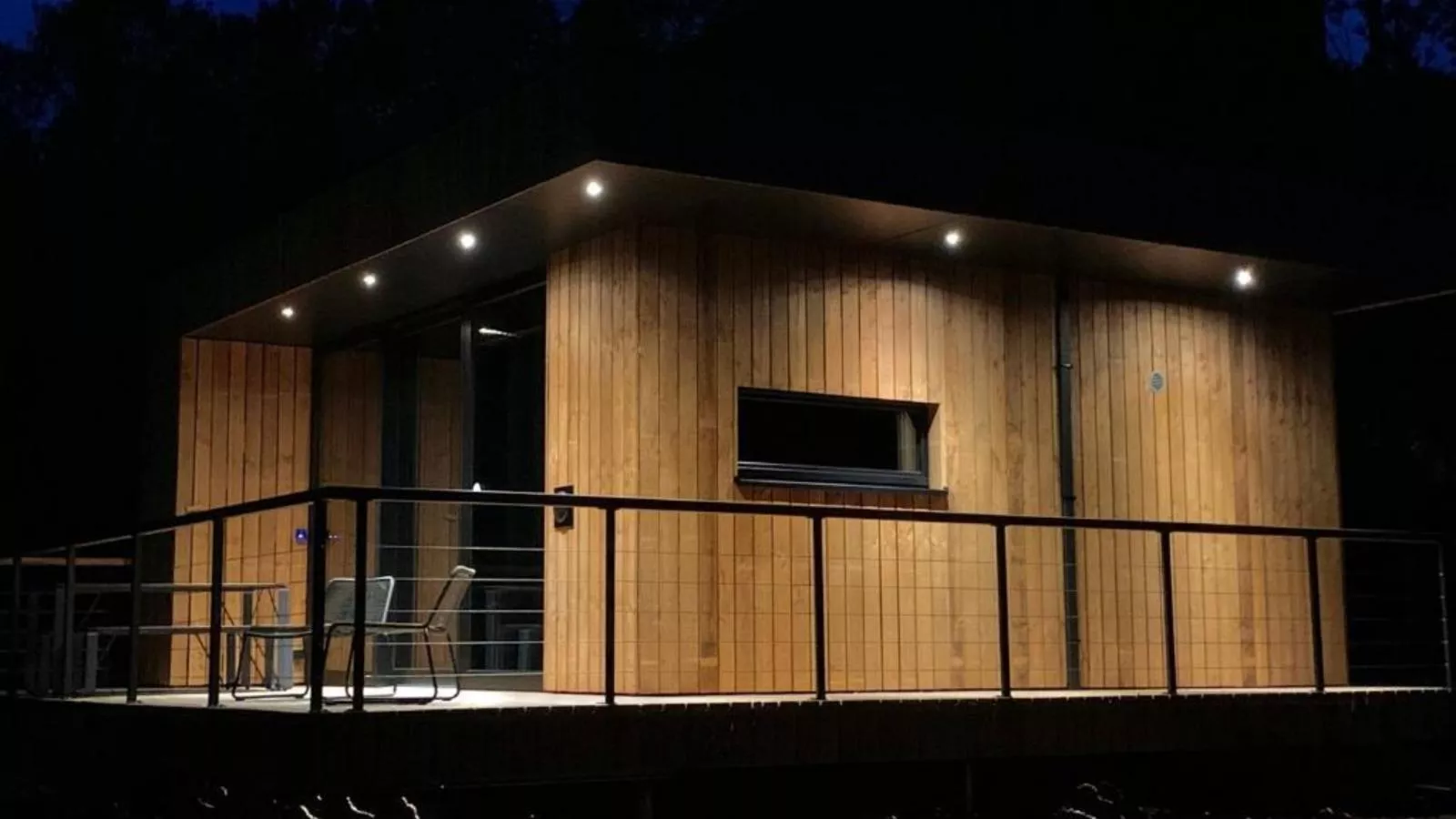 Bois Joli - Buitenkant zomer