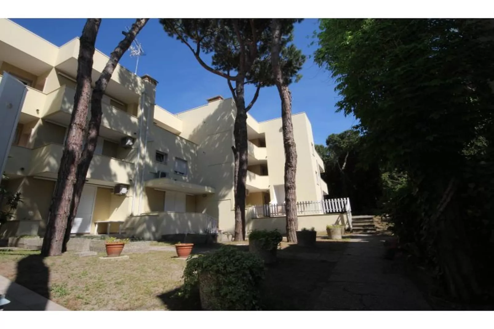 Veranda trilo – 3-Buitenkant zomer