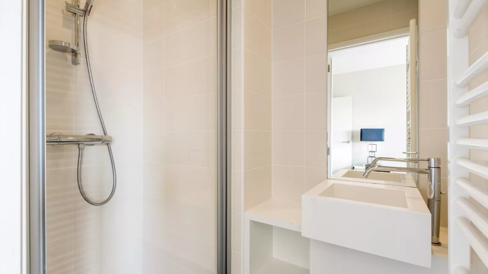 Eden - B7 + garage 2.16-Badkamer