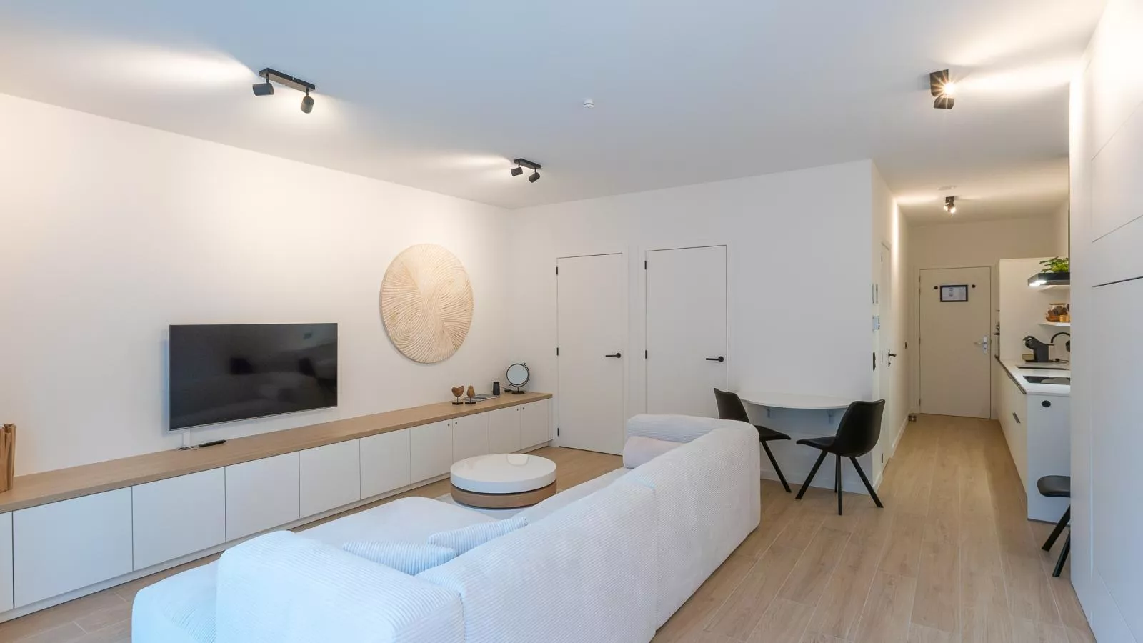 Omnia 7 - 0103 + park. 5-Woonkamer