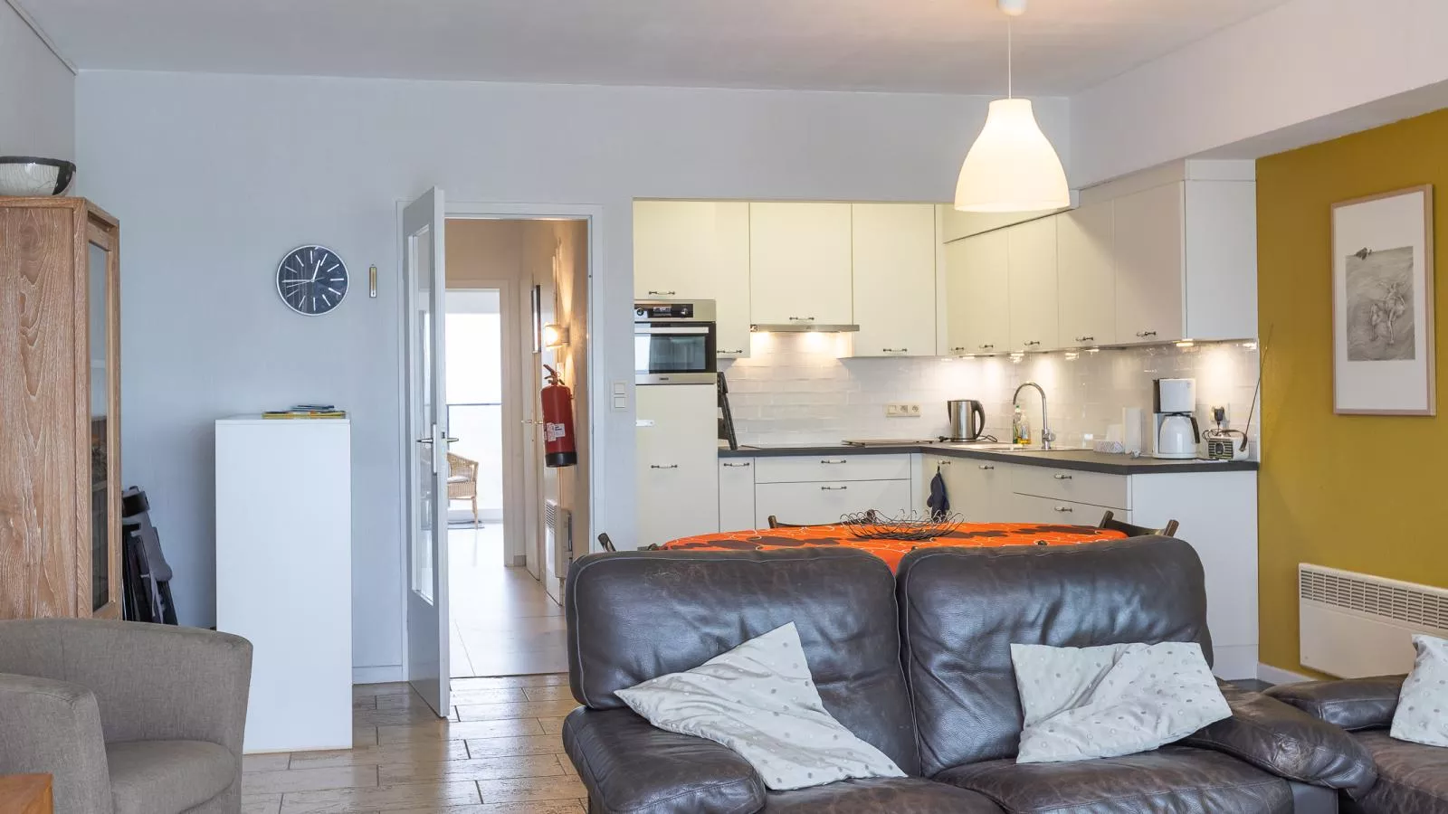 Sydney - 0902 + park. KTY250-Woonkamer