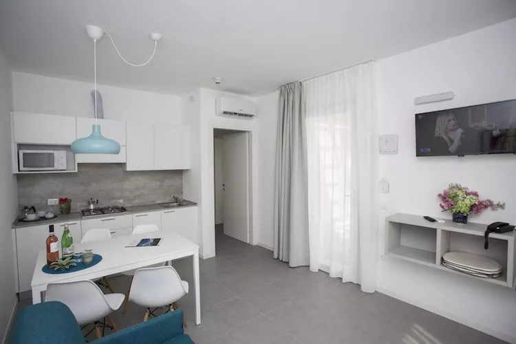 Sisan Family Resort Cisano di Bardolino - App 6 pax-Woonkamer