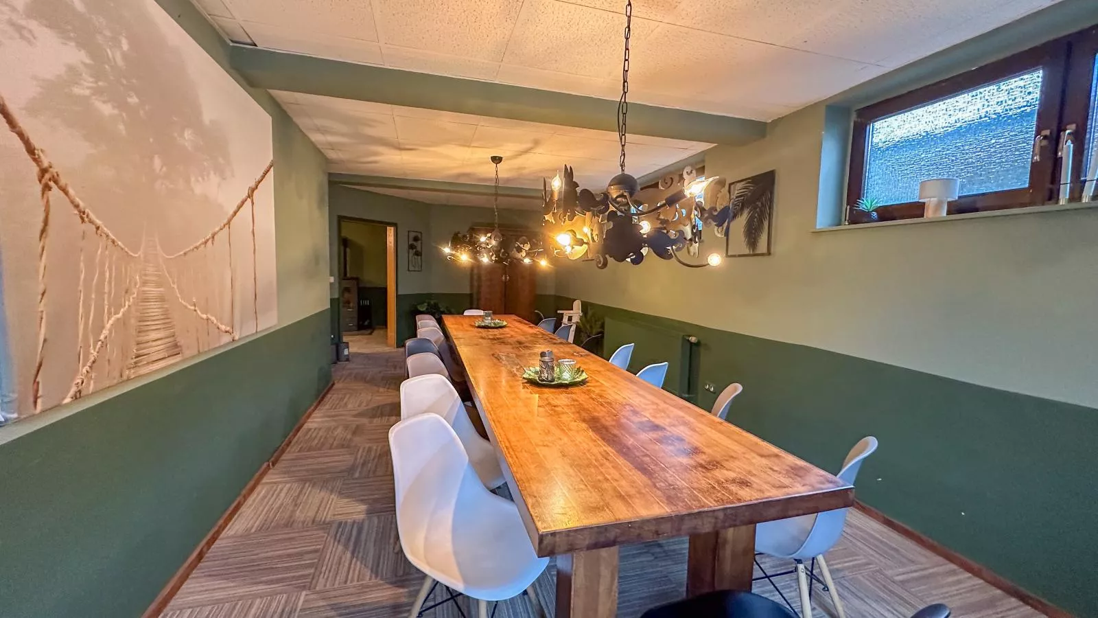 Großlangenfeld-Eetkamer