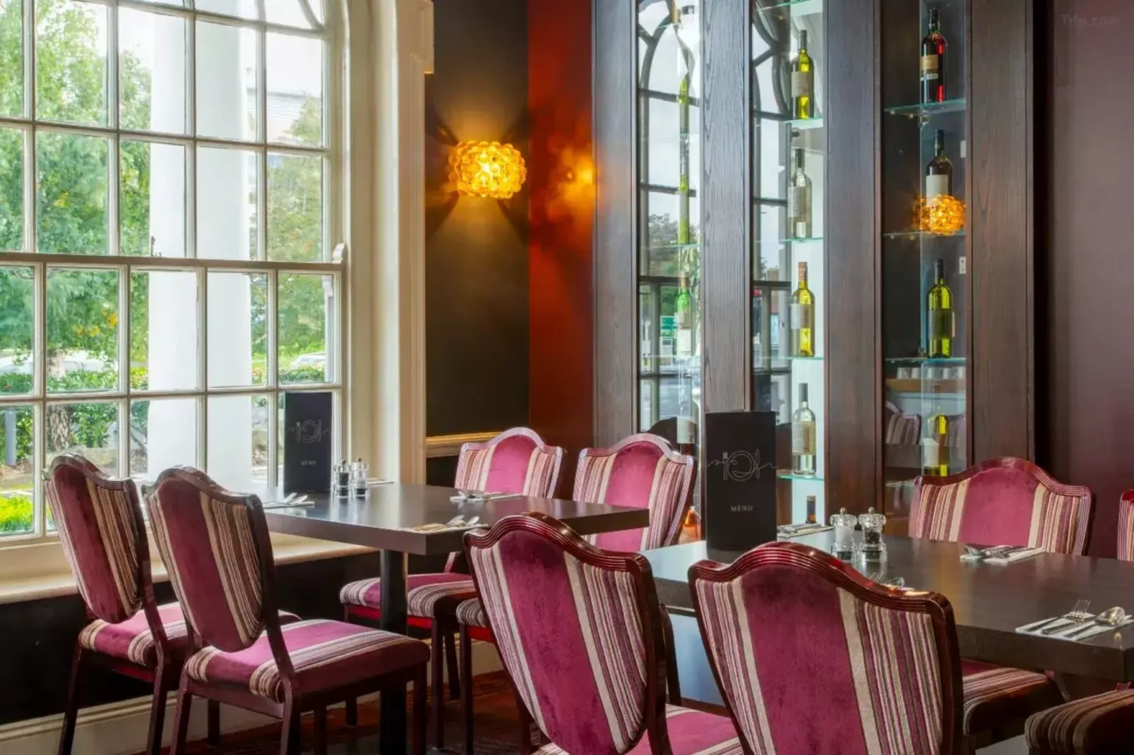 Standard King Room-Eetkamer