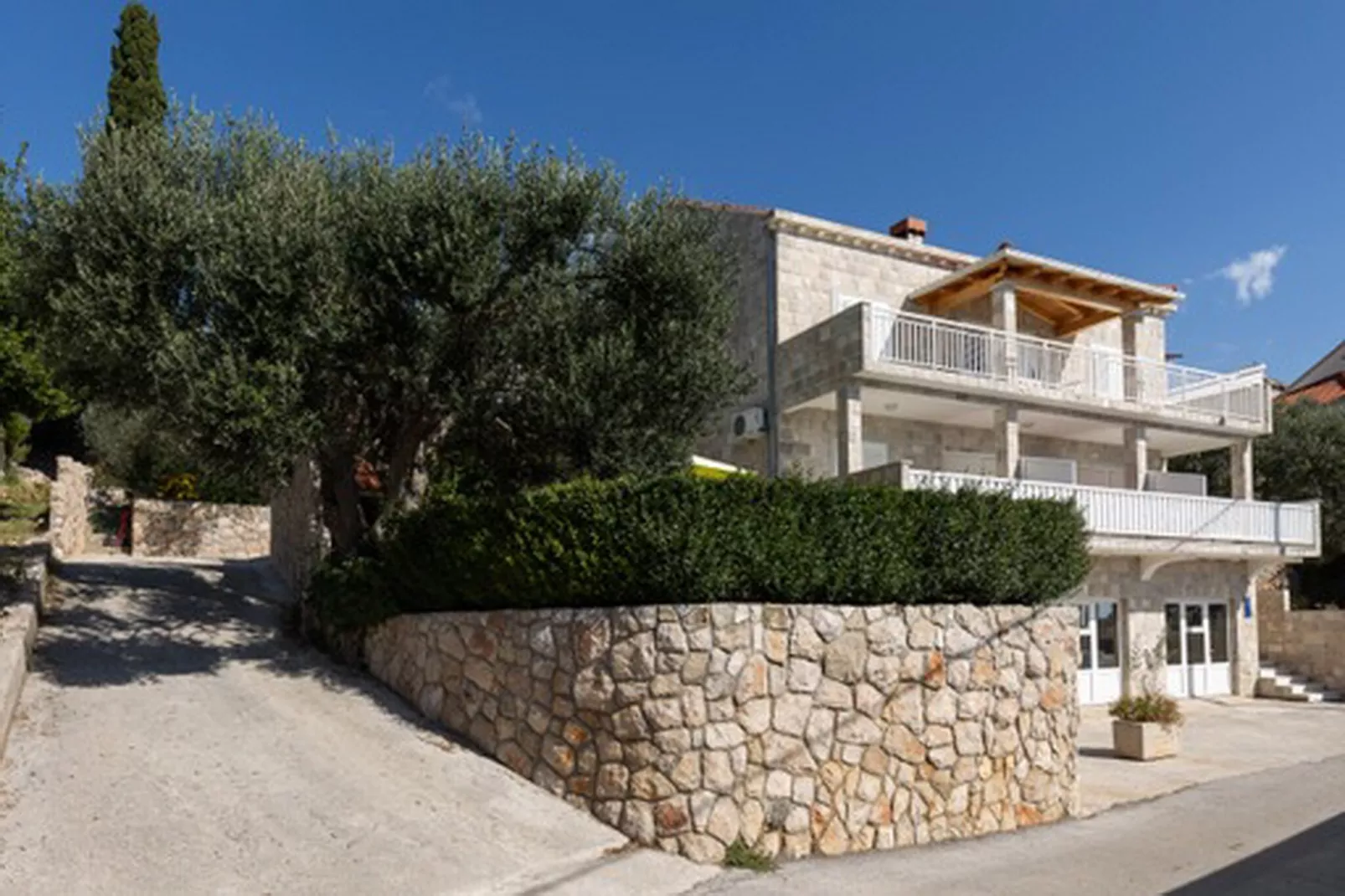 House Rašica -  One Bedroom Apartment with Terrace and Sea view (1)-Faciliteiten