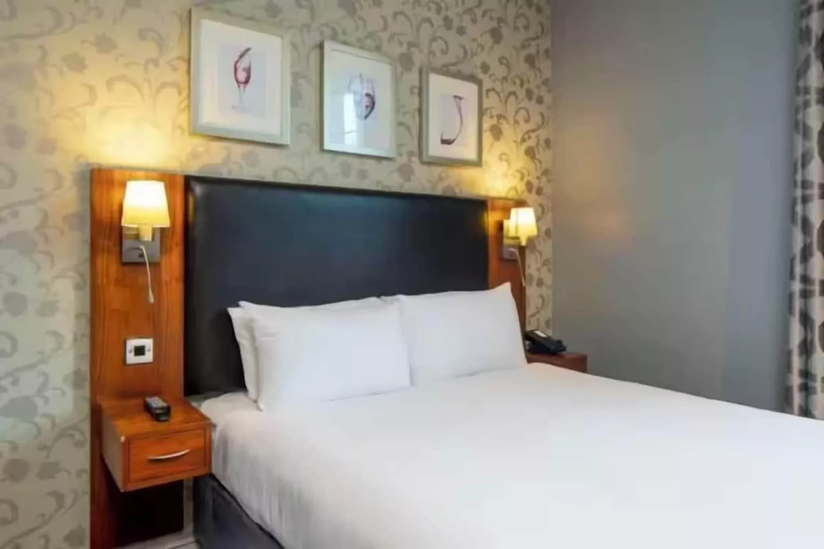 Standard Double Room-Slaapkamer