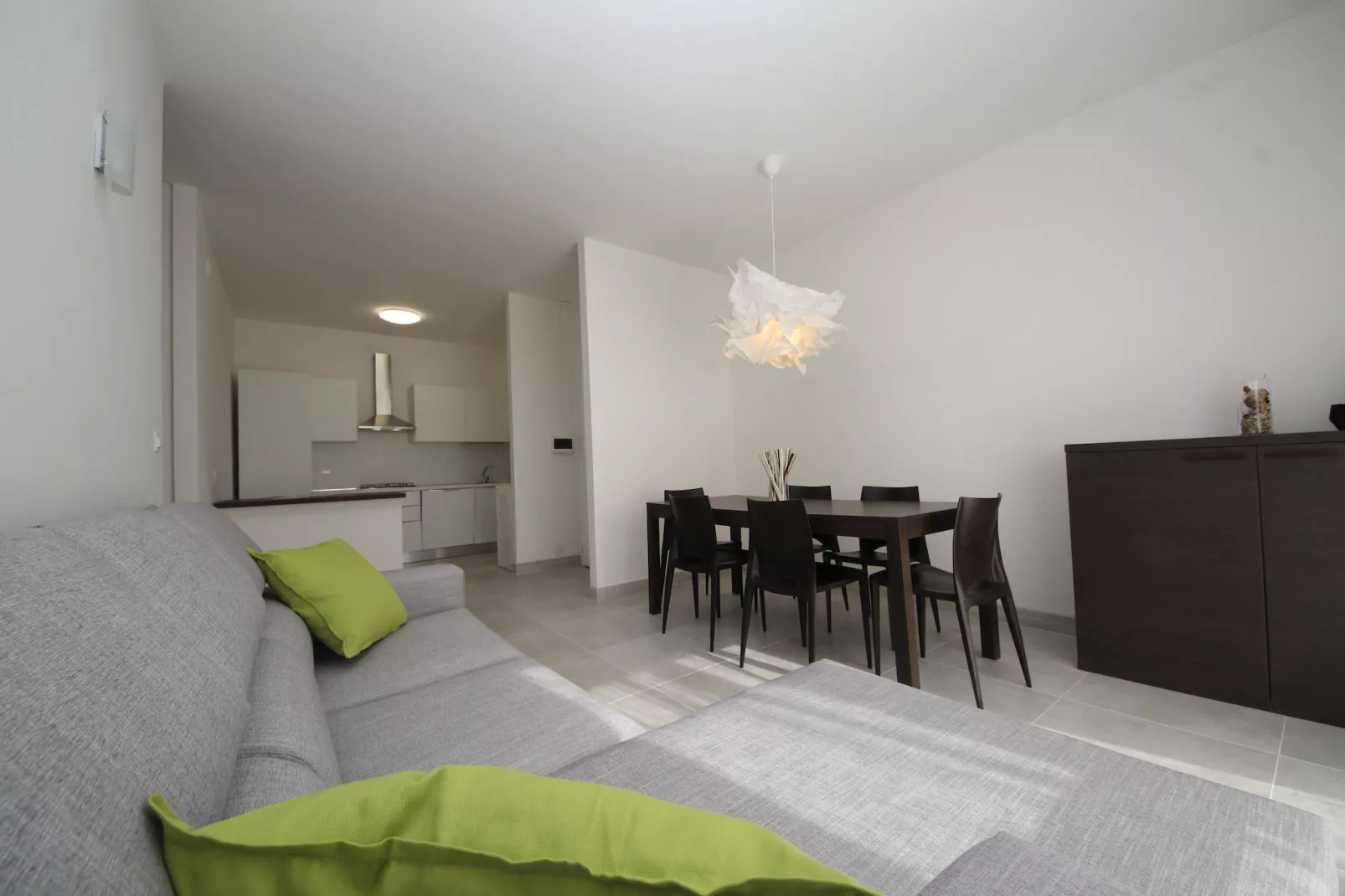 Sandra via Milano trilo - 15 -Woonkamer