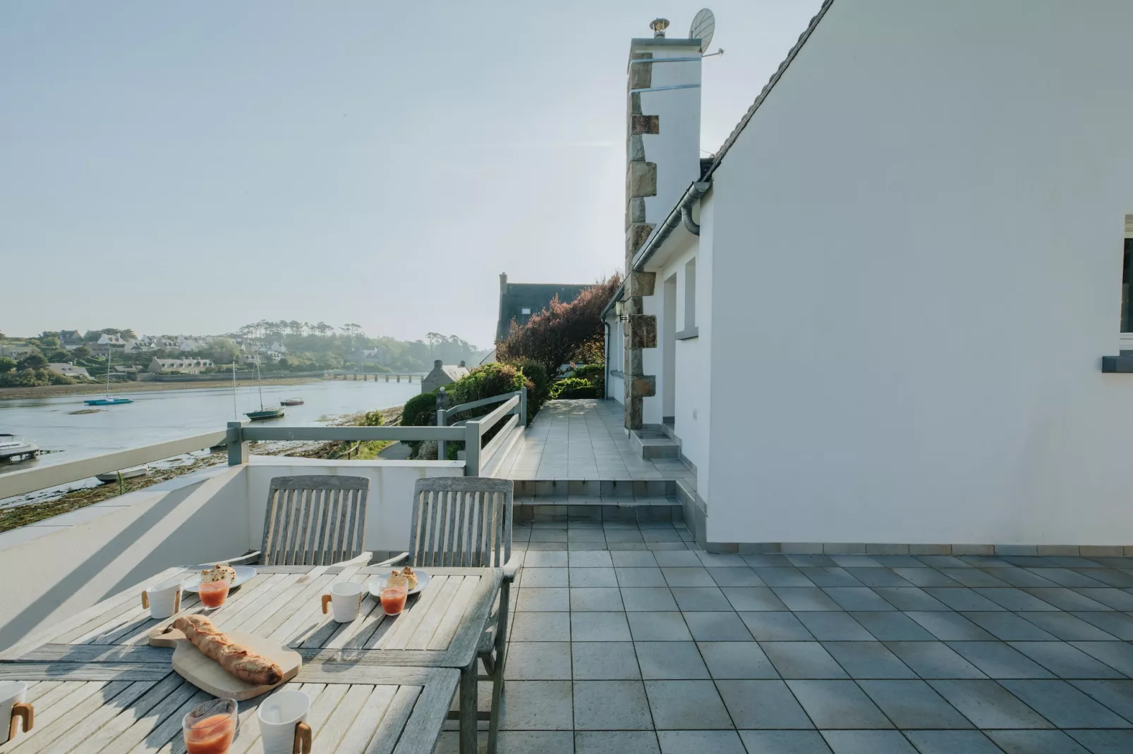 Maison de Vacances vue mer Le Conquet-Buitenkant zomer