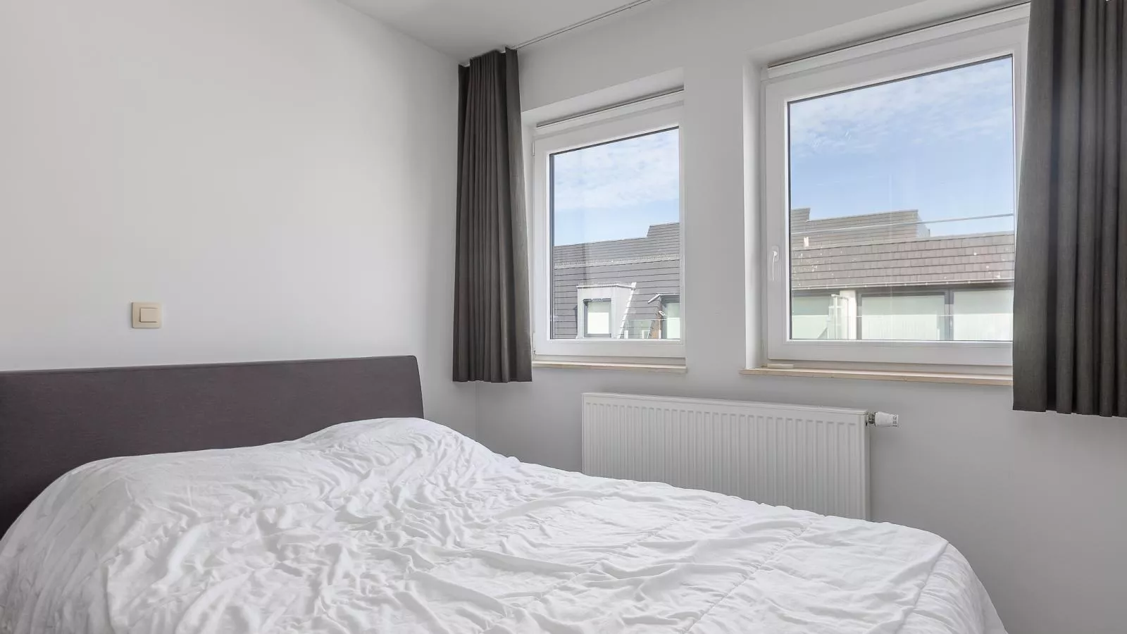 Emily - 0401 + park.-Slaapkamer