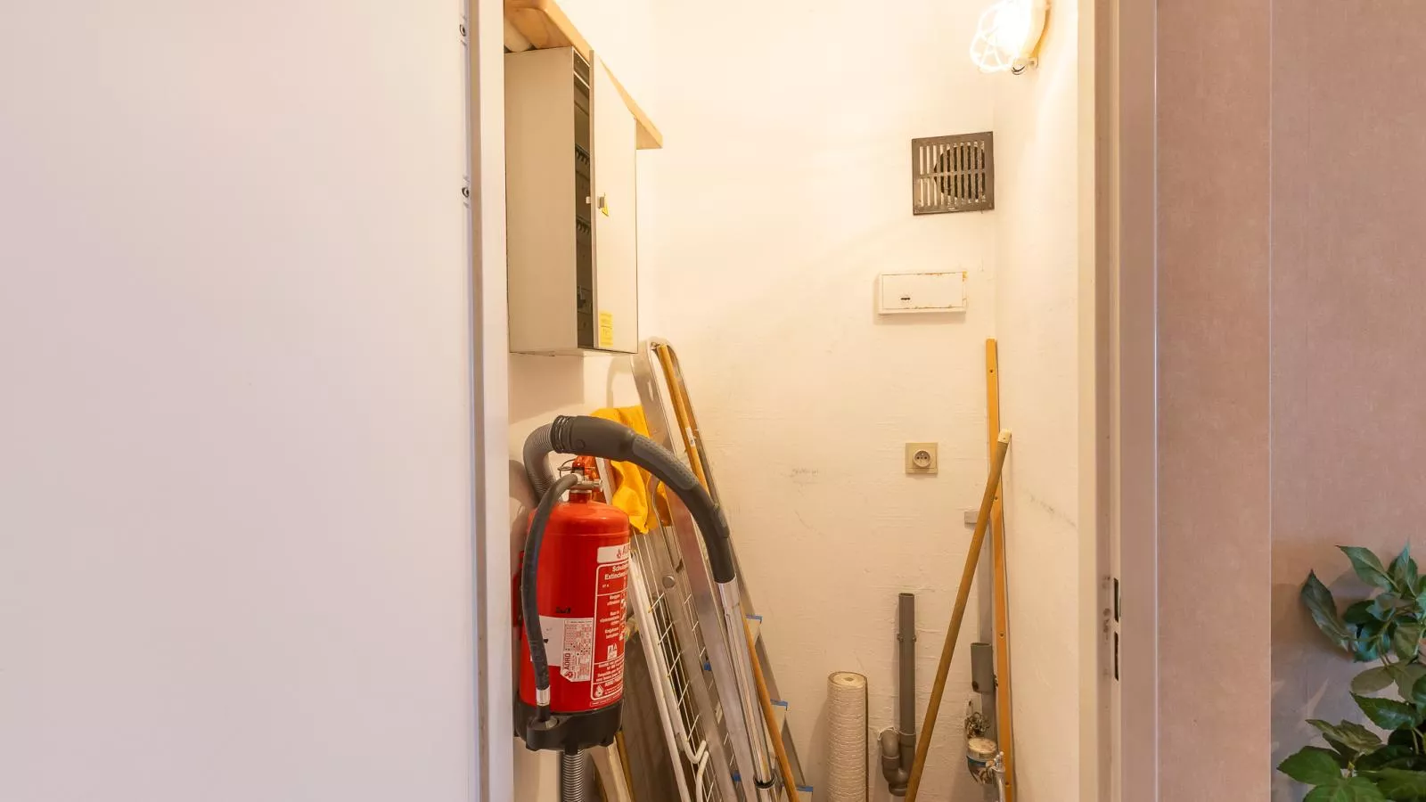 Espace II - 0102 + box 2 (Magnum)-Binnen