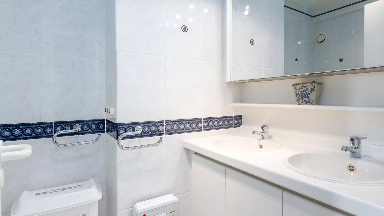 Mistral - 0901-Badkamer