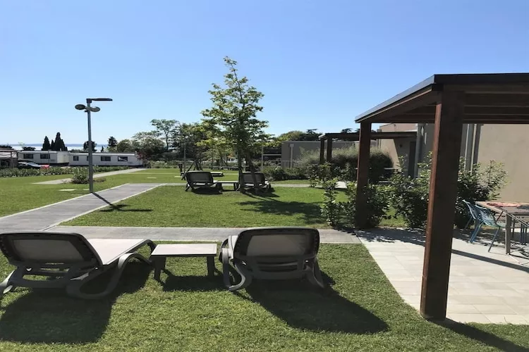 Sisan Family Resort Cisano di Bardolino - App 2 pax-Tuinen zomer