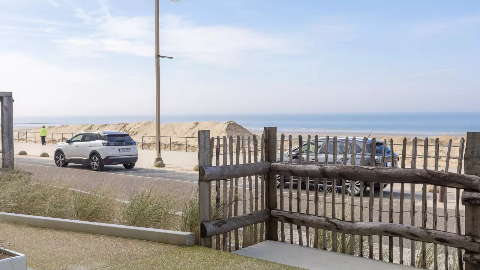 Sun Beach - 0501-Buitenlucht