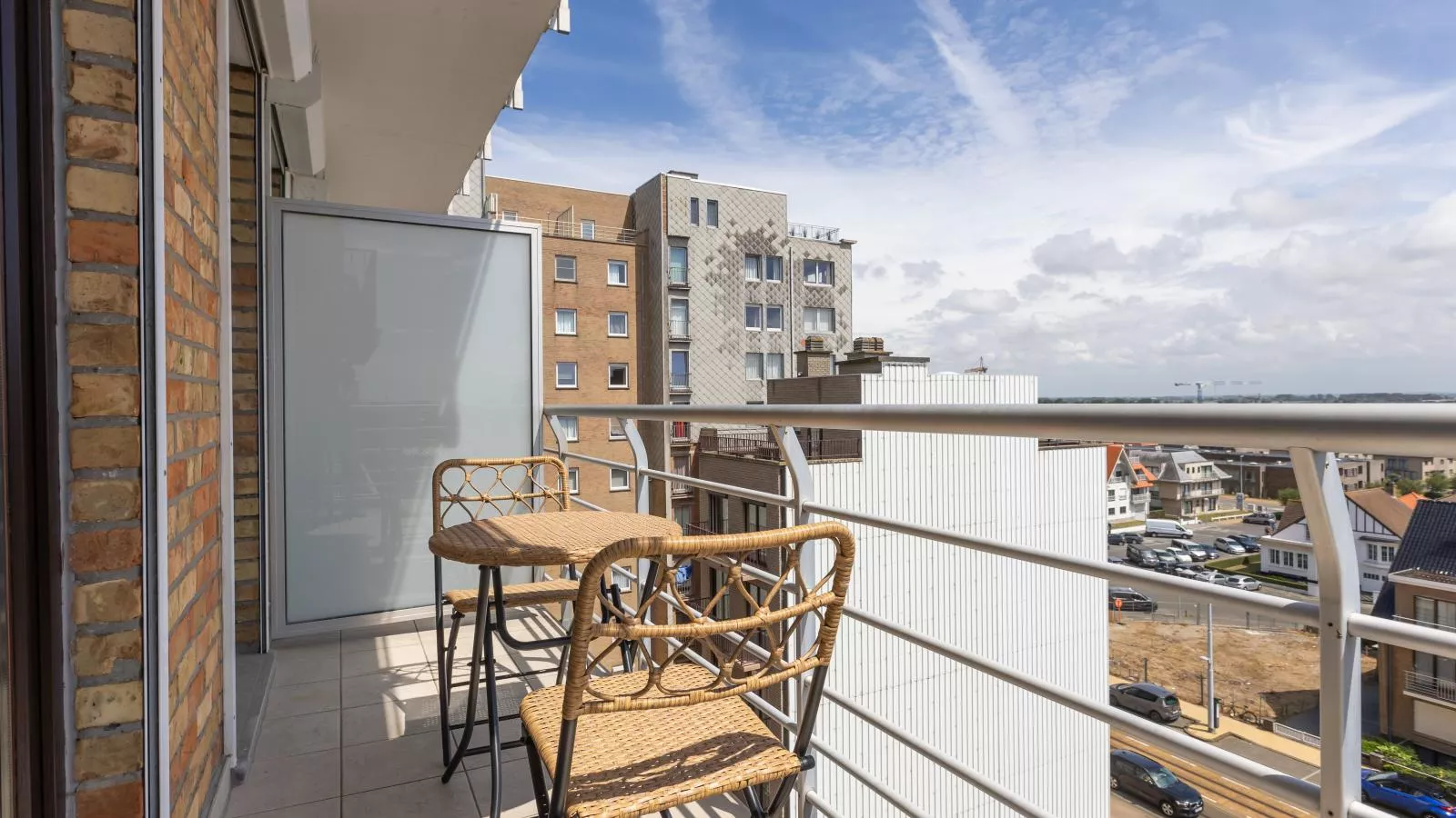 Loukojack - 0601 + park. 12-Terrasbalkon