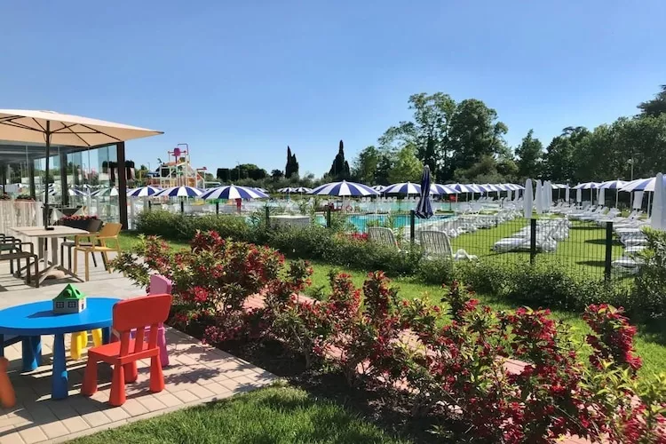 Sisan Family Resort Cisano di Bardolino - App 2 pax-Tuinen zomer