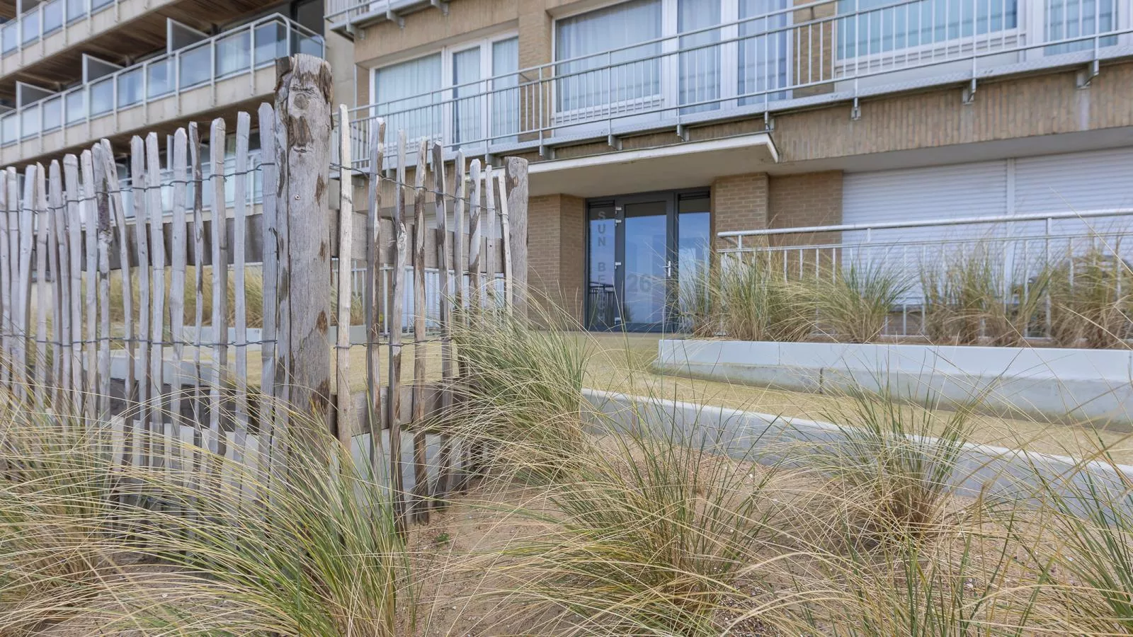 Sun Beach - 0501-Buitenlucht