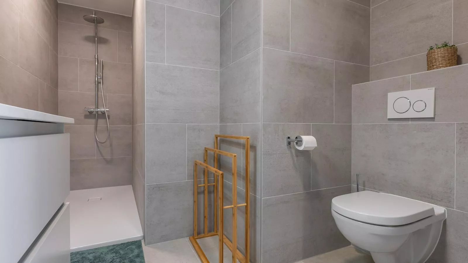 Green Lane The Sun  - 0401 + box 60-Badkamer