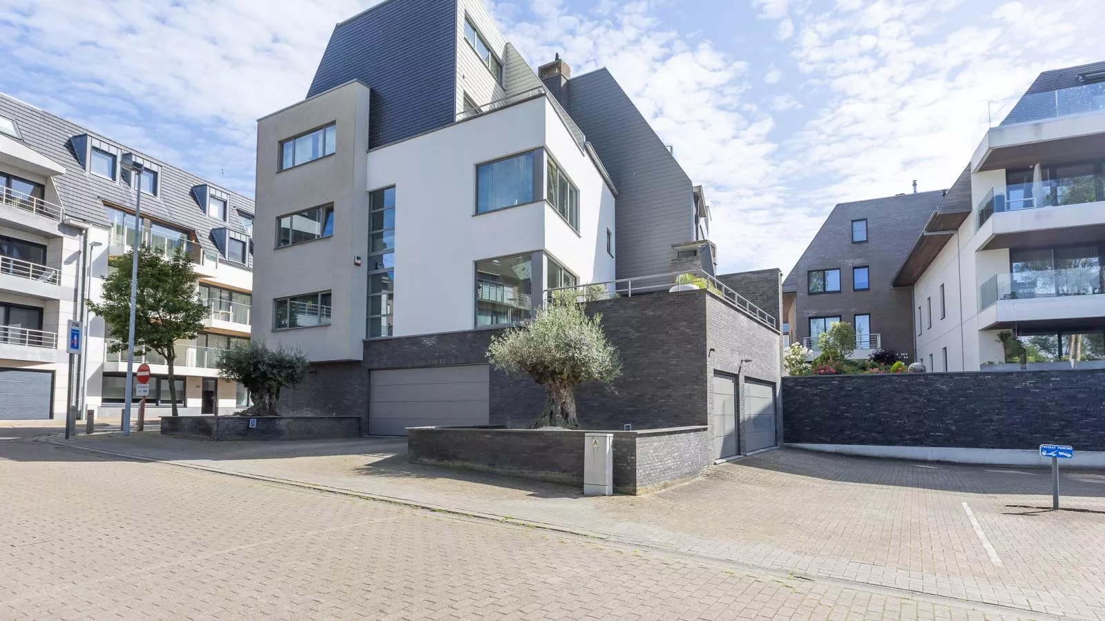 Emily - 0401 + park.-Buitenlucht