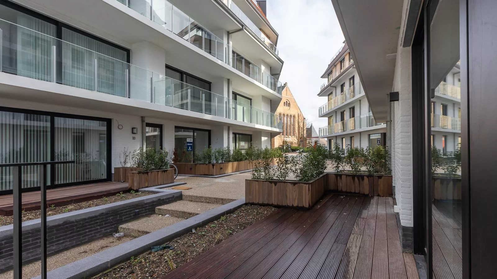 Green Lane The Park - 0004 + box 41-Buitenlucht