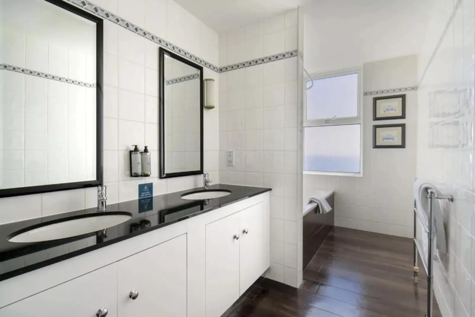 Executive Double Room-Badkamer