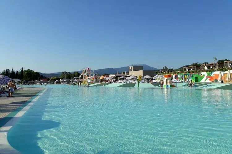 Sisan Family Resort Cisano di Bardolino - App 4 pax-Zwembad