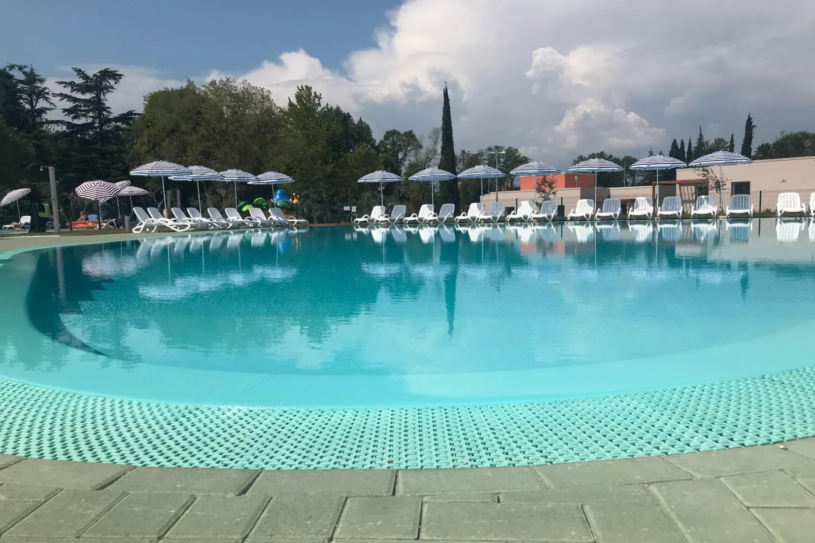 Sisan Family Resort Cisano di Bardolino - App 2 pax-Zwembad