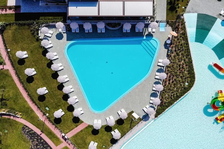 Sisan Family Resort Cisano di Bardolino - App 2 pax-Zwembad