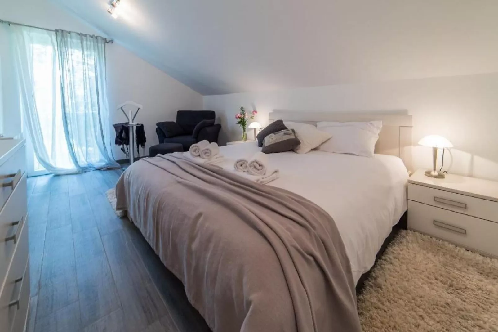 Villa Anita - Five Bedroom Villa with Swimming pool - Slaapkamer