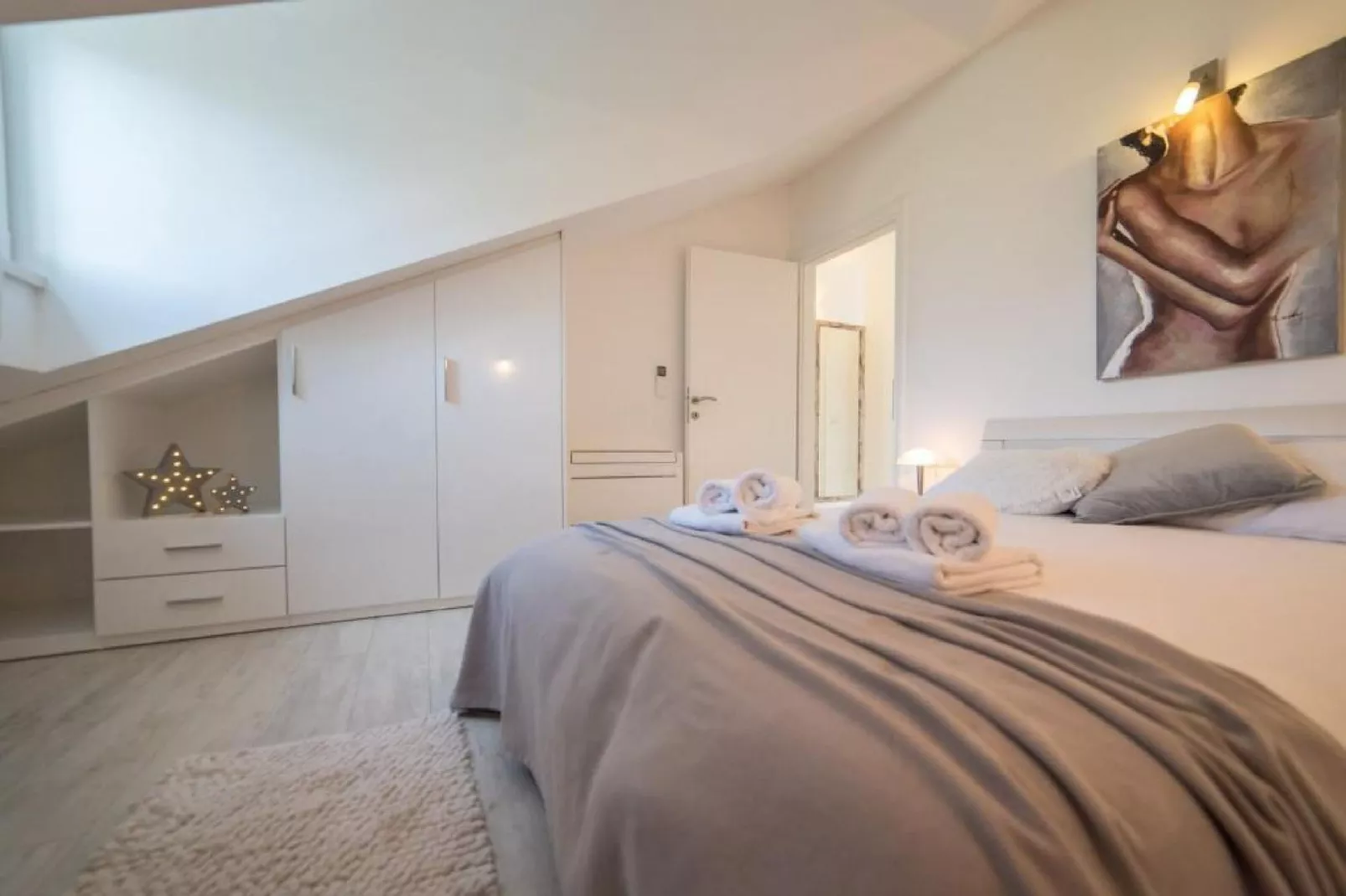 Villa Anita - Five Bedroom Villa with Swimming pool - Slaapkamer