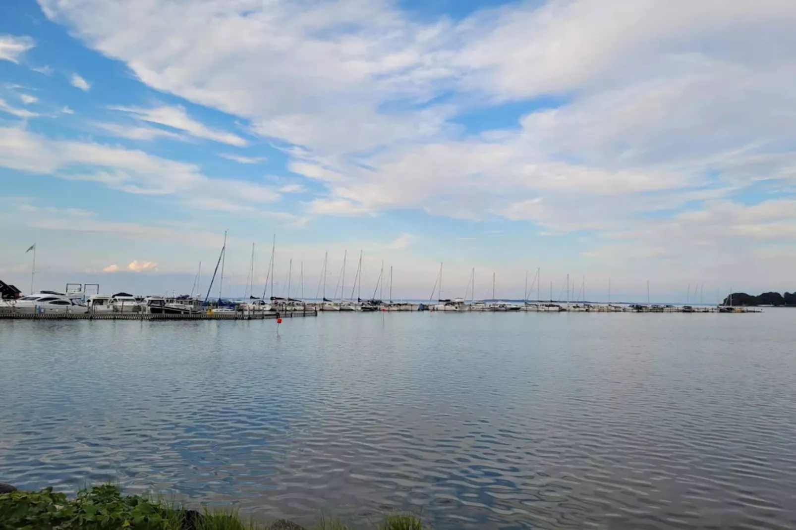 2 rooms w/partially seaview-Waterzicht